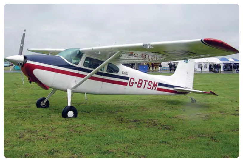 Tailwheel landing gear.